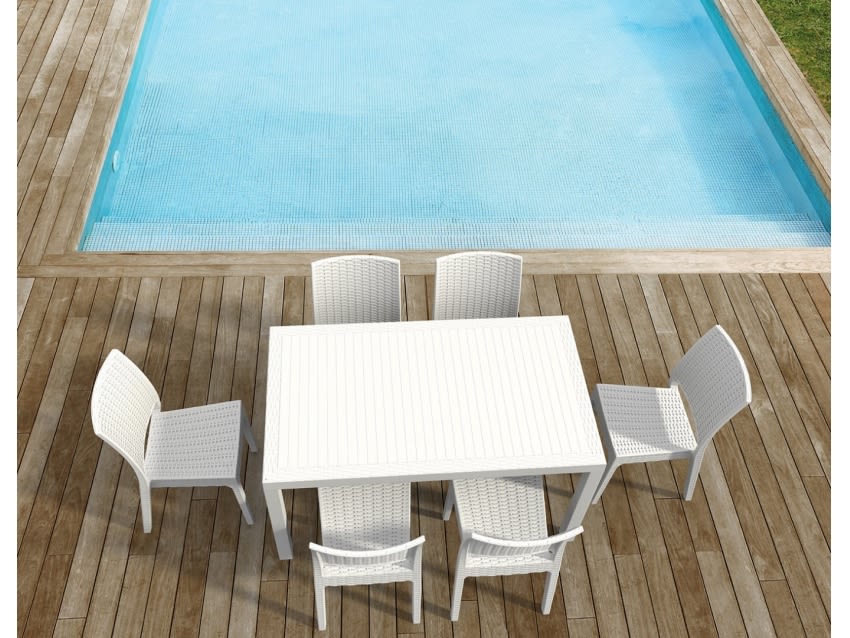 Outdoor & Hospitality Tables